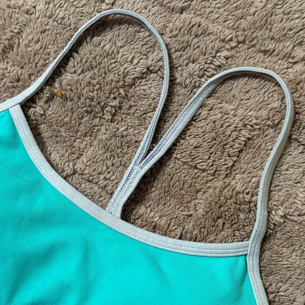 Lululemon Flow Y Sports Yoga Bra IV Bali Breeze Silver Spoon Luon Mesh Size 10 - Picture 4 of 8